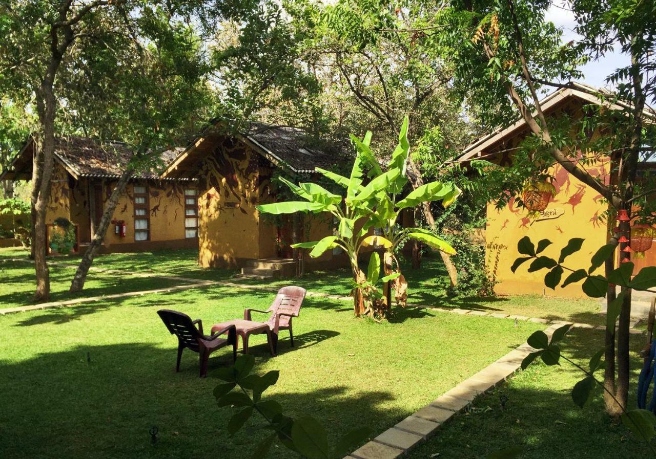 Sat Nam Village Eco-Hotel Sigiriya Exteriör bild